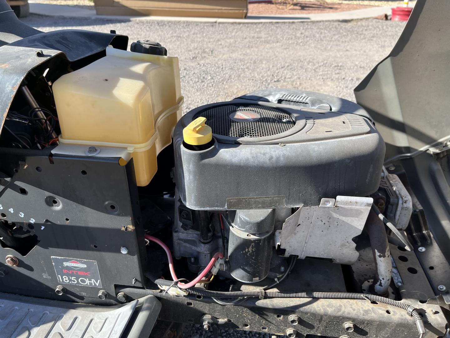 ./imagenes/INVOICE/2019/17239/CORTADORA DE ZACATE CRAFTSMAN LT 1000 (20).JPG